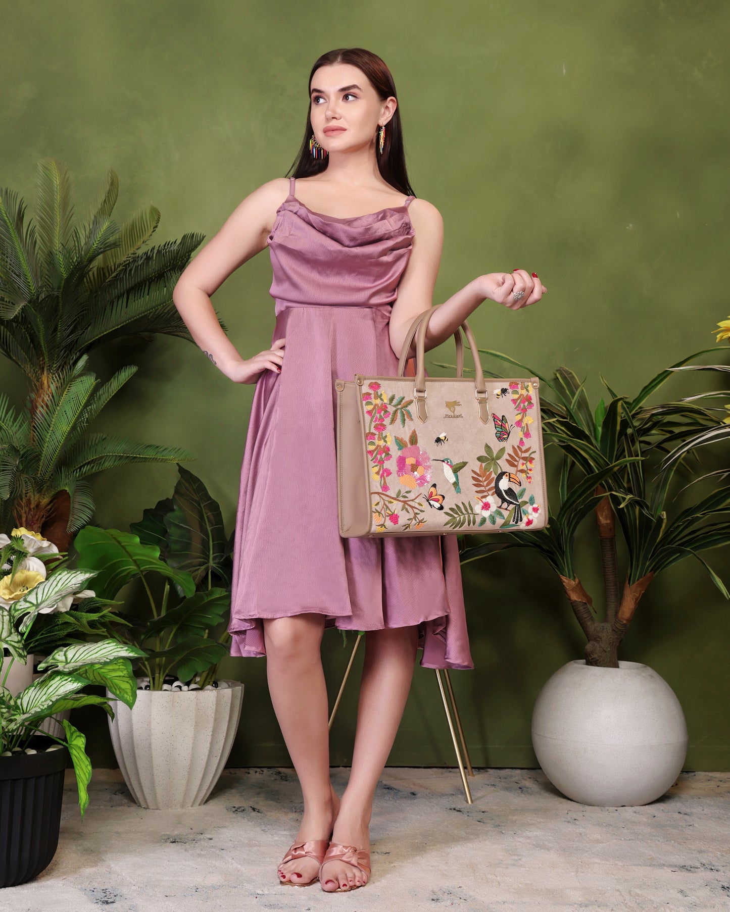 Embroidered Tote Bag β Nature-Inspired Designer Handbag for Women β Luxurious Gift β Exclusive Find β Gift for Her (Copy)