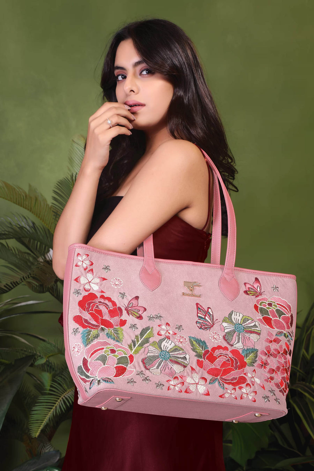 Pink embroidered vacation tote bag for women in vegan leather by PickAleaf for travel, shopping and daily use