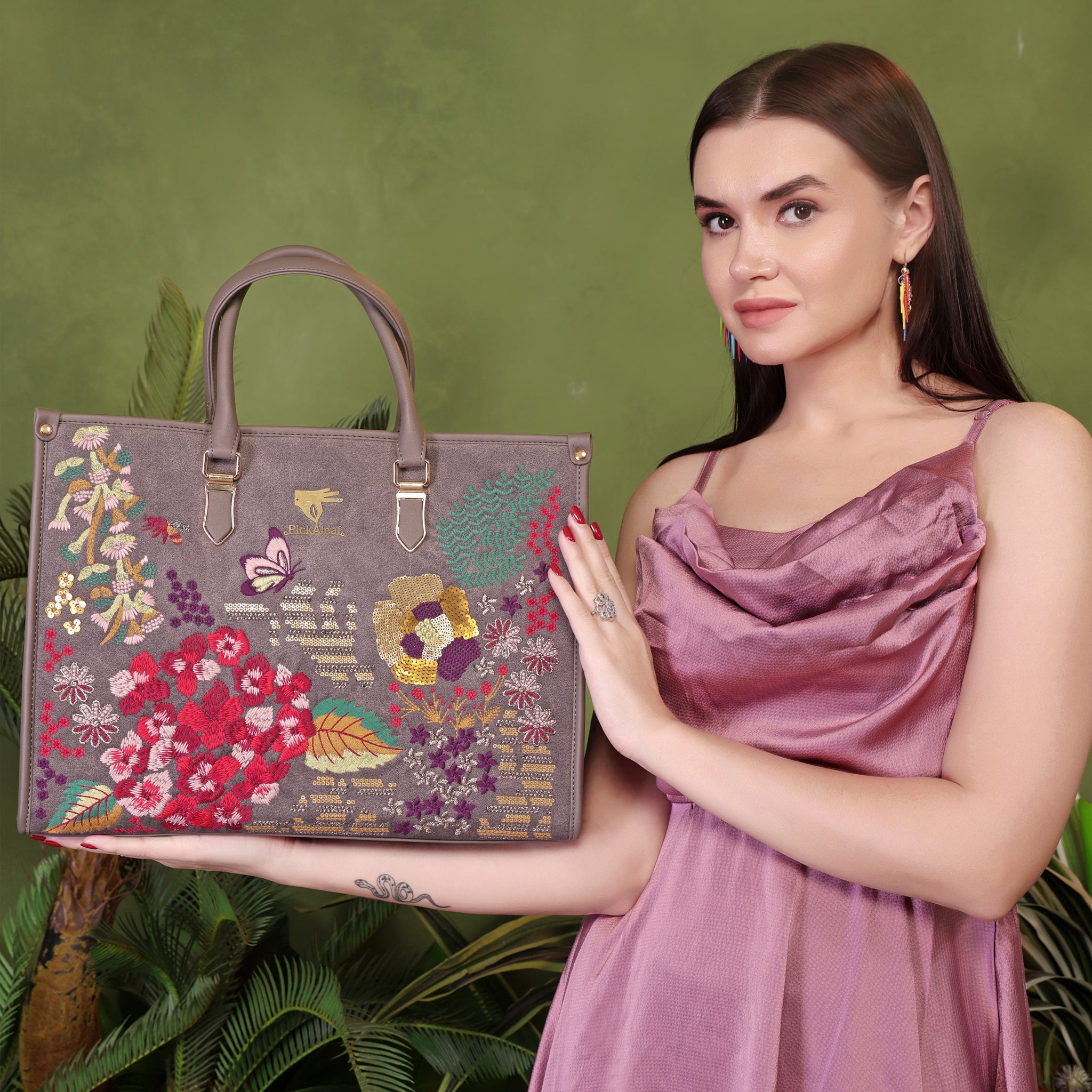 Grey Embroidery Garden Grey Shoulder Bag