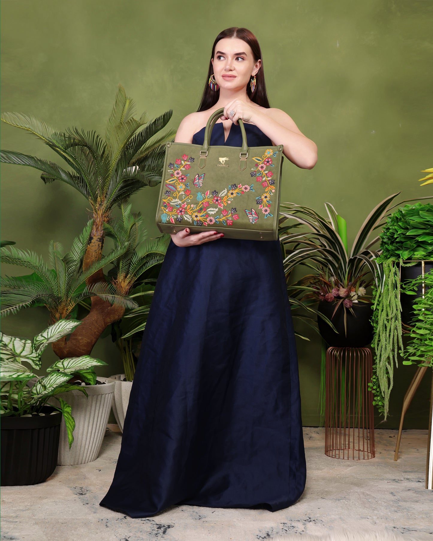 Embroidered Tote Bag – Nature-Inspired Designer Handbag for Women – Luxurious Gift – Exclusive Find – Gift for Her