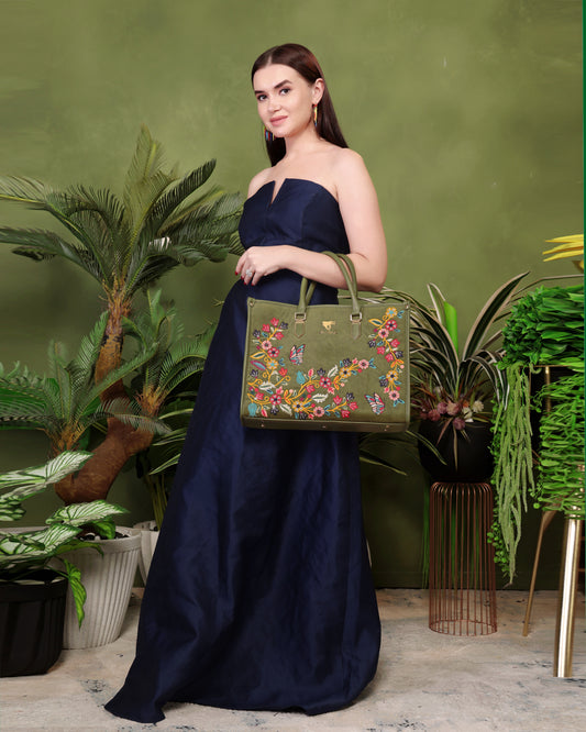 Embroidered Tote Bag – Nature-Inspired Designer Handbag for Women – Luxurious Gift – Exclusive Find – Gift for Her