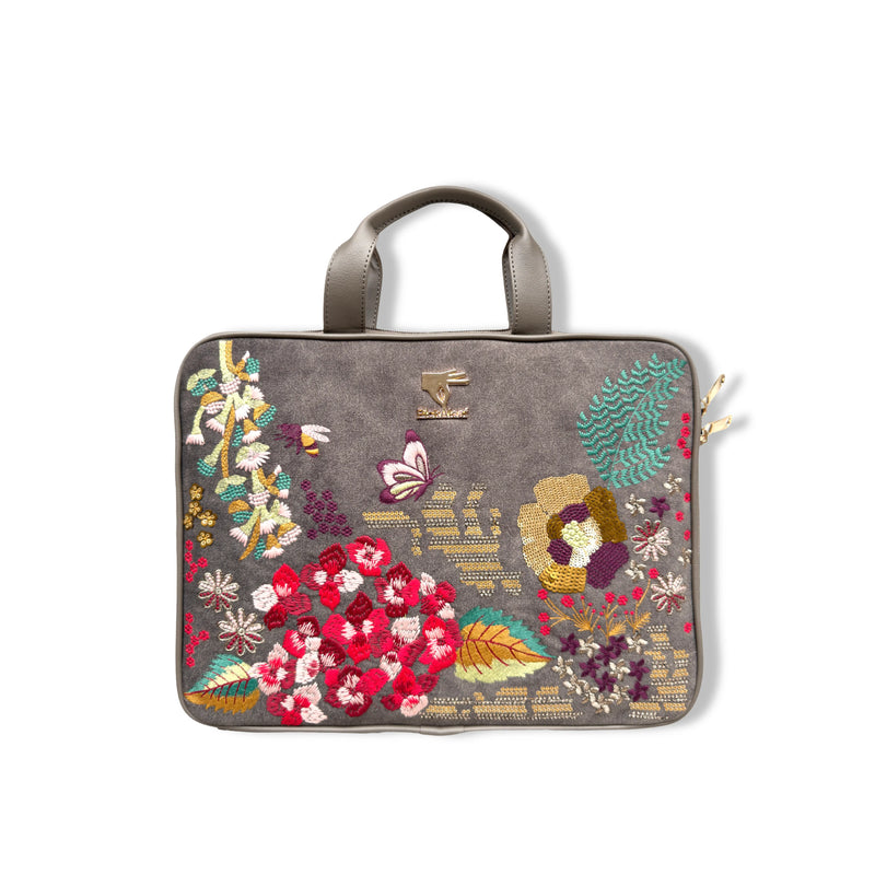 Grey minimal laptop sleeve 13 to 16 inch for MacBook and ultrabook in vegan leather by PickAleaf with padded protection